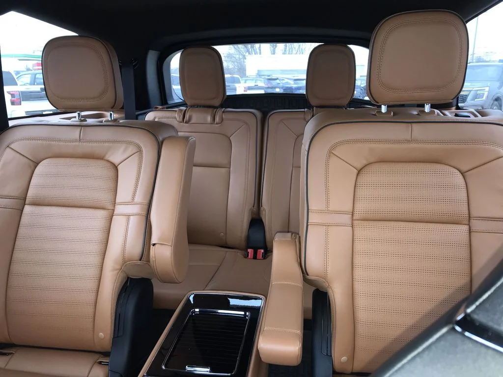 Used 2025 White Lincoln Black Label image 23
