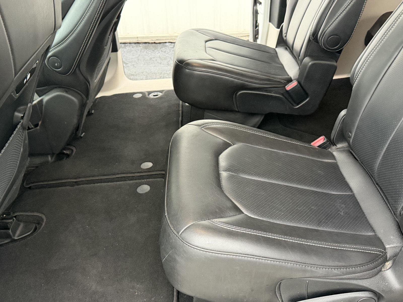 Used 2023 Bright White Clearcoat Chrysler Touring L image 36
