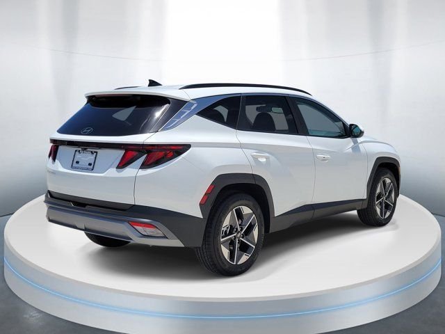 New 2026 White Hyundai SEL FWD image 4