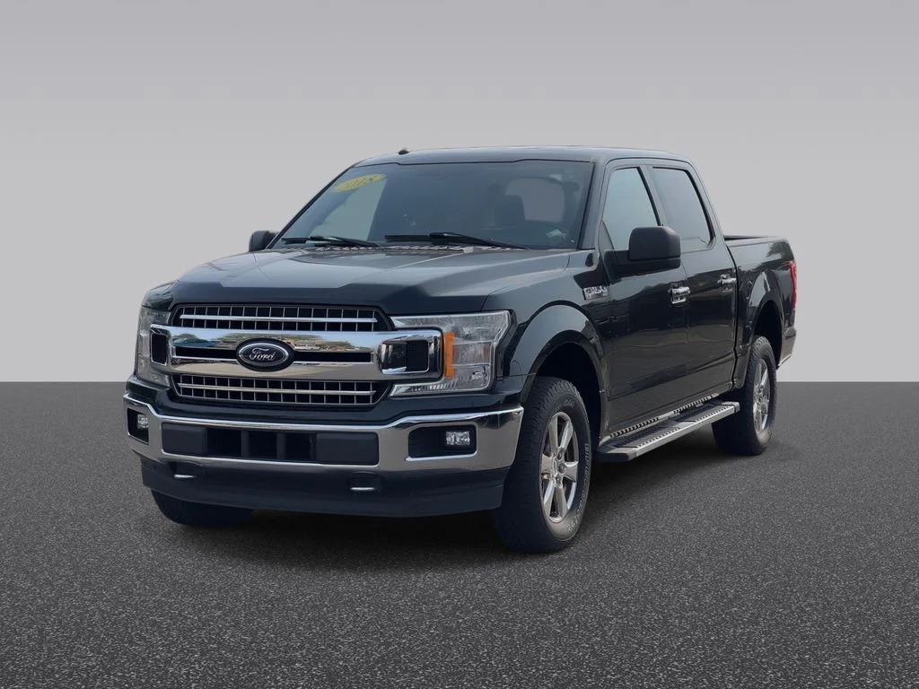 Used 2018 Black Ford XLT image 2