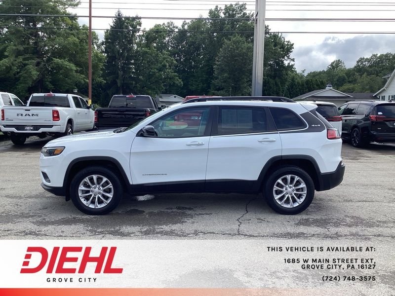 Used 2022 White Jeep Latitude Lux image 4