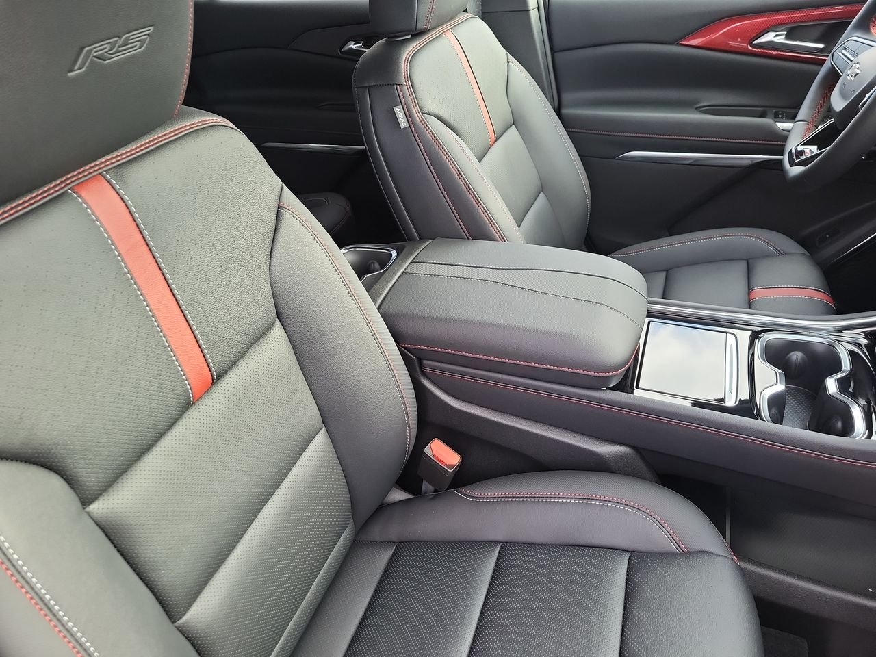 2026 Chevrolet Traverse RS - Photo 35