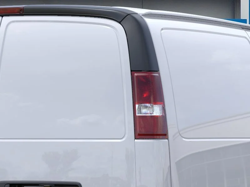 2027 Chevrolet Express Cargo Work Van - Photo 17