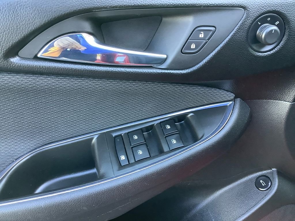 Used 2018 Red Chevrolet LT image 12