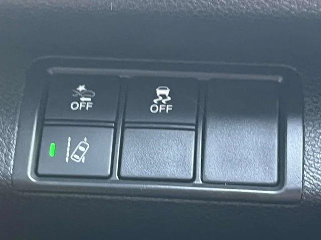 Certified Used 2020 White Honda Si image 32