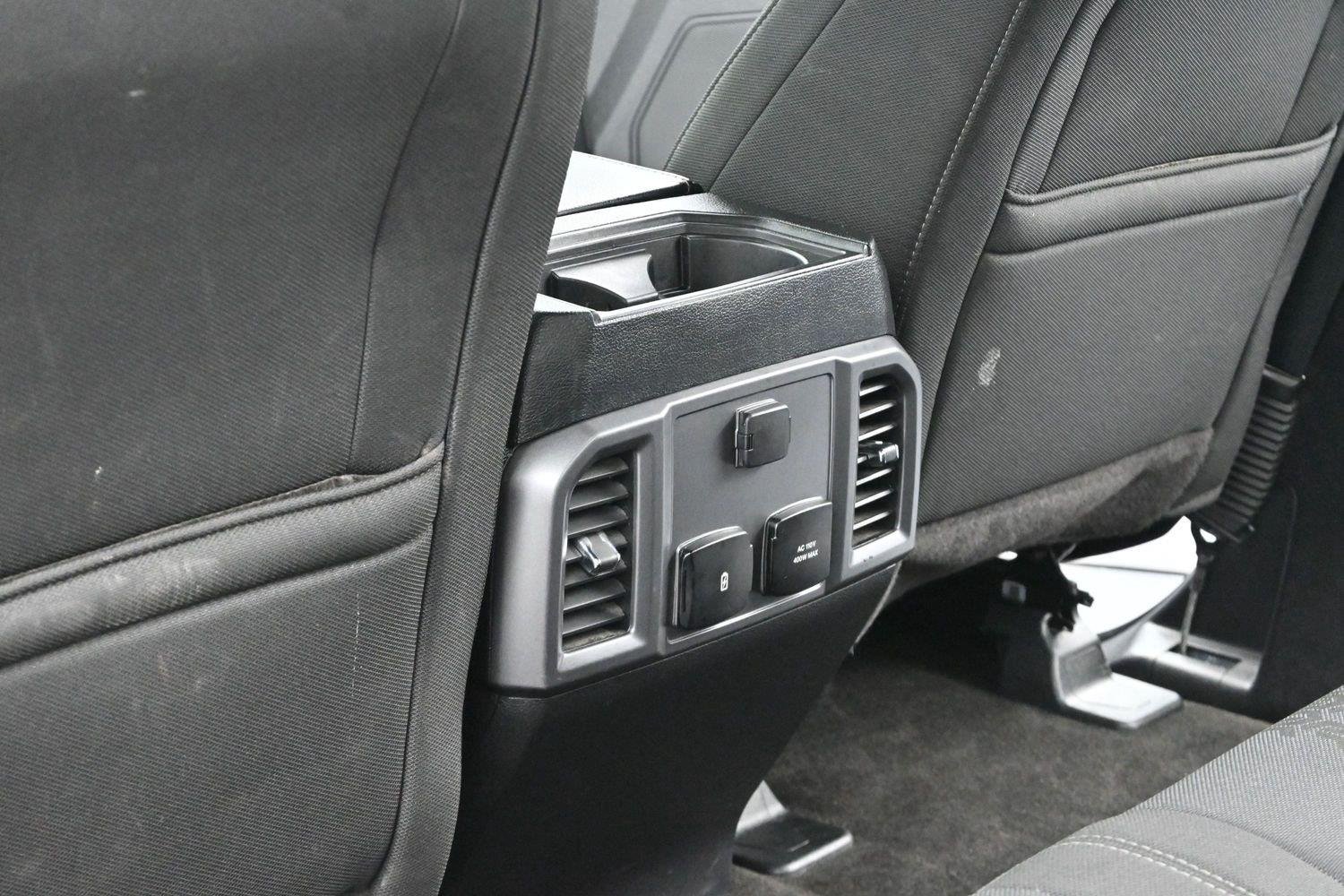 Used 2018 Oxford White Ford XLT image 30