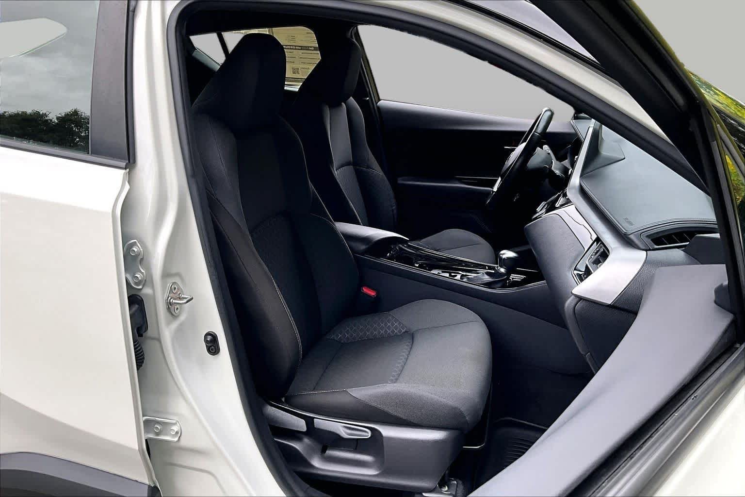Certified Used 2021 Blizzard Pearl w/Black Roof Toyota Nightshade image 8