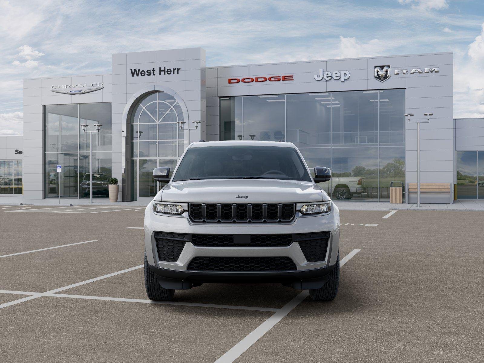Used 2026 Silver Zynith Exterior Paint Jeep GRAND CHEROKEE LAREDO ALTITUDE image 6