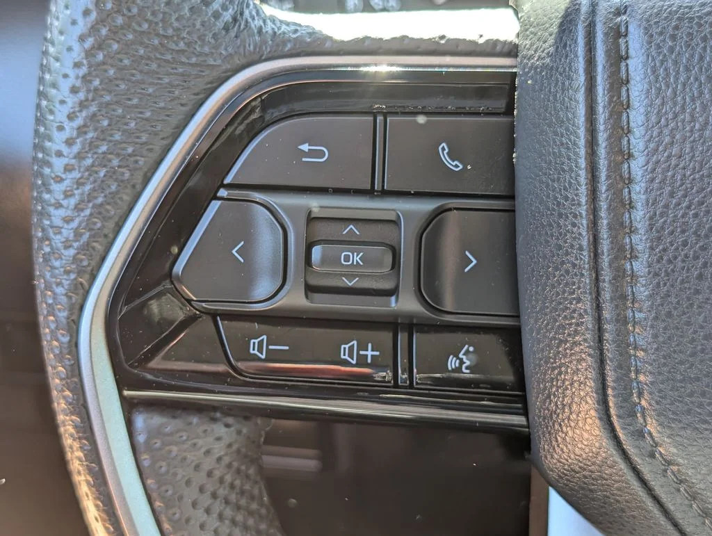 Used 2024 Silver Toyota SR5 image 18