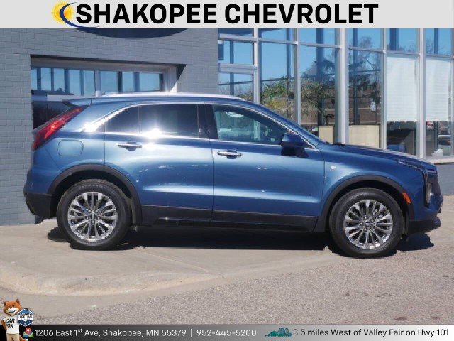 Used 2024 Cadillac XT4 Premium Luxury with VIN 1GYFZDR48RF133591 for sale in Shakopee, Minnesota