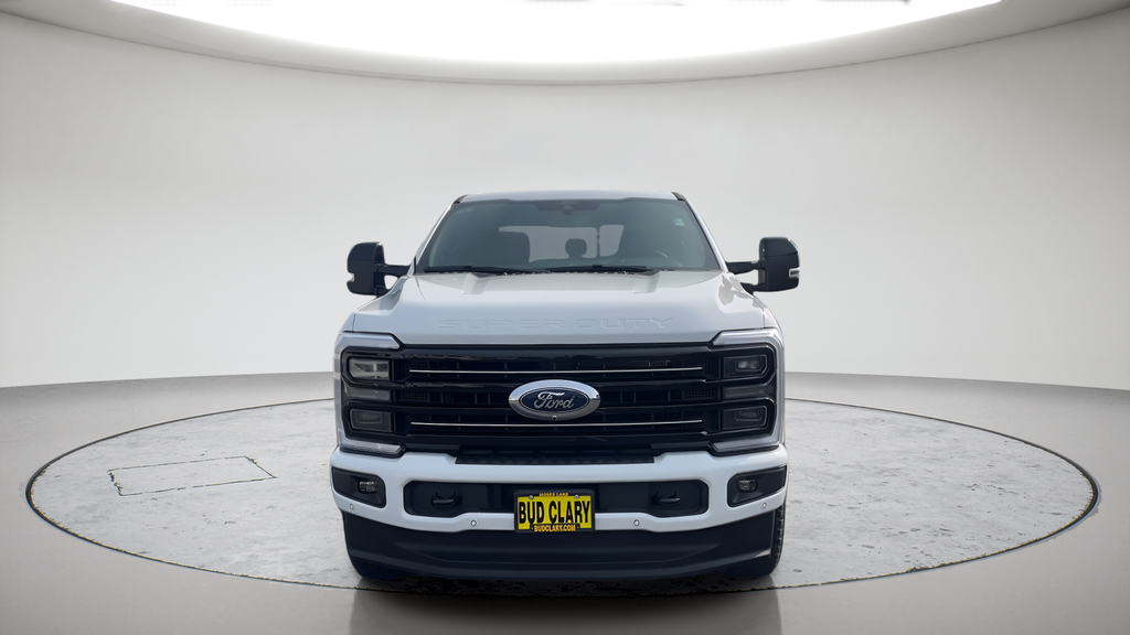 New 2026 Star White Metallic Tri-Coat Ford F-250® Platinum® image 2