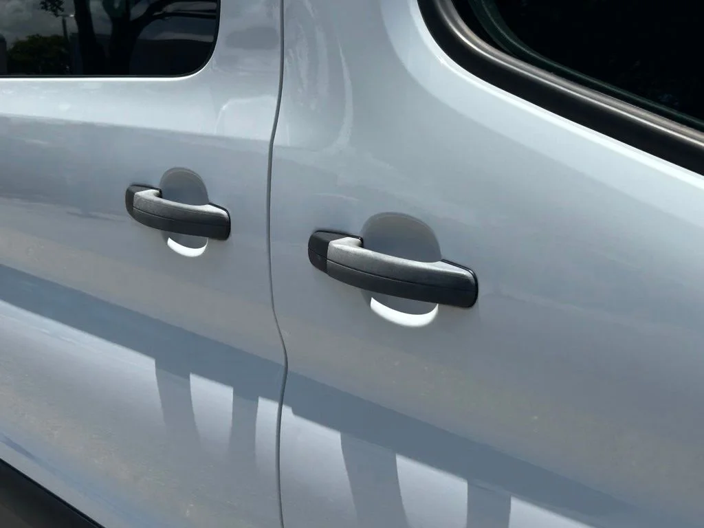 Certified Used 2024 Oxford White Ford XLT image 20