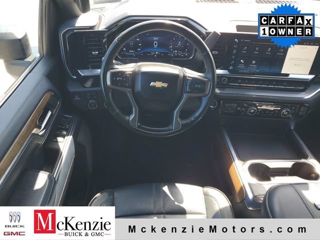Used 2024 Black Chevrolet High Country image 27