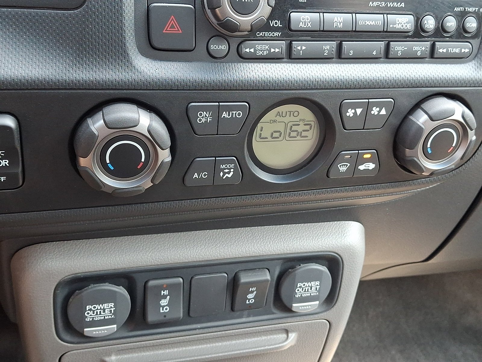Used 2011 Bali Blue Pearl Honda RTL image 15