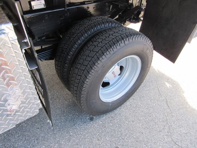 2026 GMC Sierra 3500 Chassis Cab Pro - Photo 8