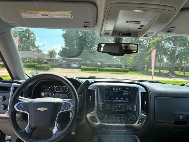 Used 2016 Silver Chevrolet LTZ image 28