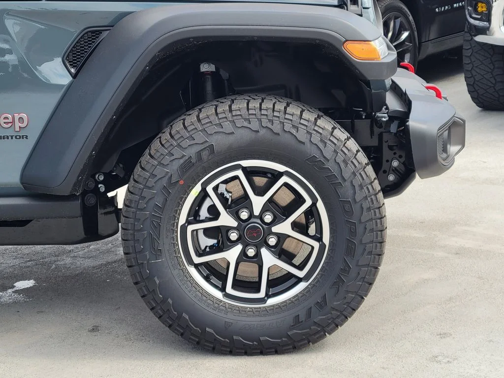 New 2026 Anvil Clear-Coat Exterior Paint Jeep Rubicon image 23