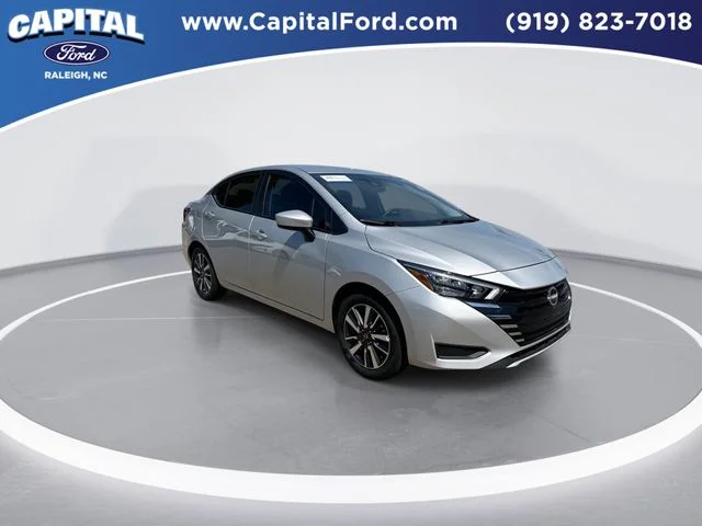 Used 2025 Silver Nissan 1.6 SV image 2