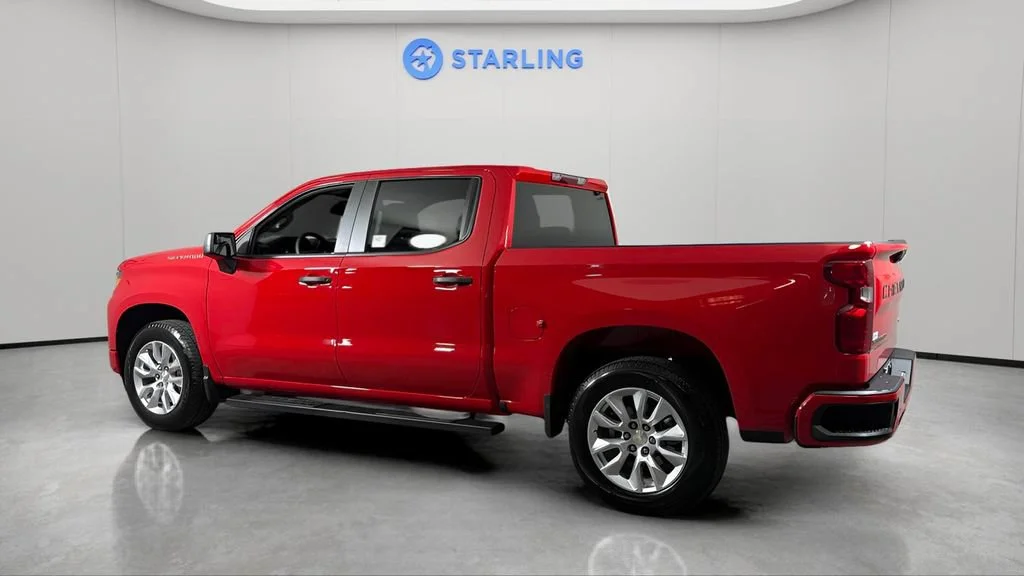 Used 2025 Red Hot Chevrolet Custom image 4