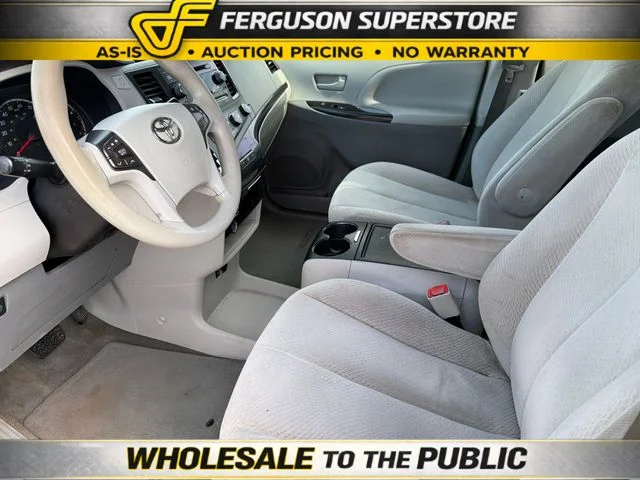 Used 2012 White Toyota LE image 17