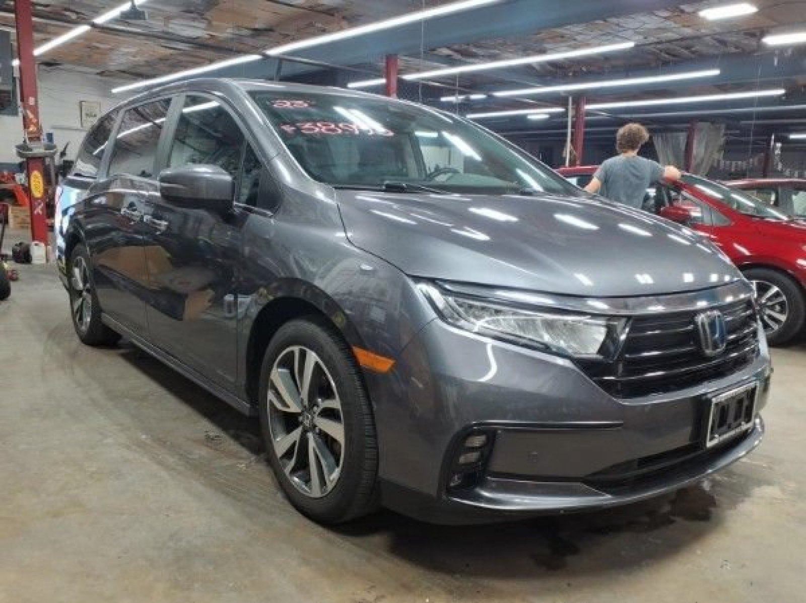 Certified Used 2023 Modern Steel Metallic Honda Touring image 6