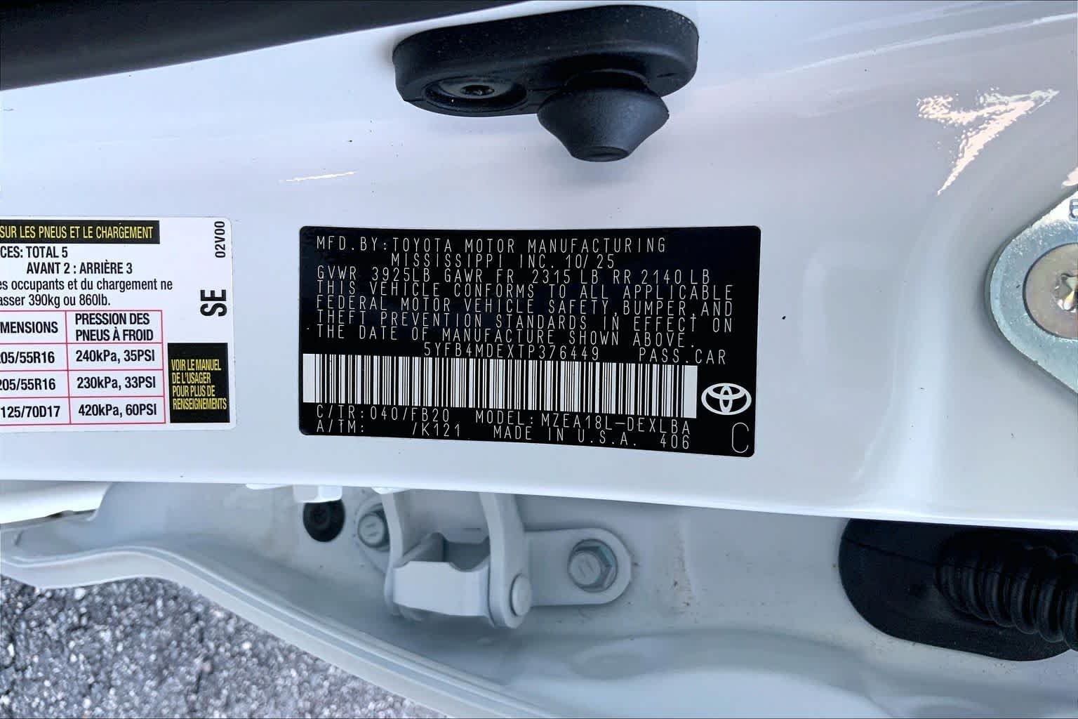 Used 2026 Ice Cap Toyota LE image 29