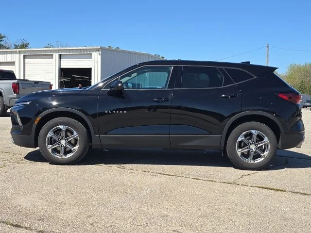 Used 2024 Black Chevrolet LT image 2