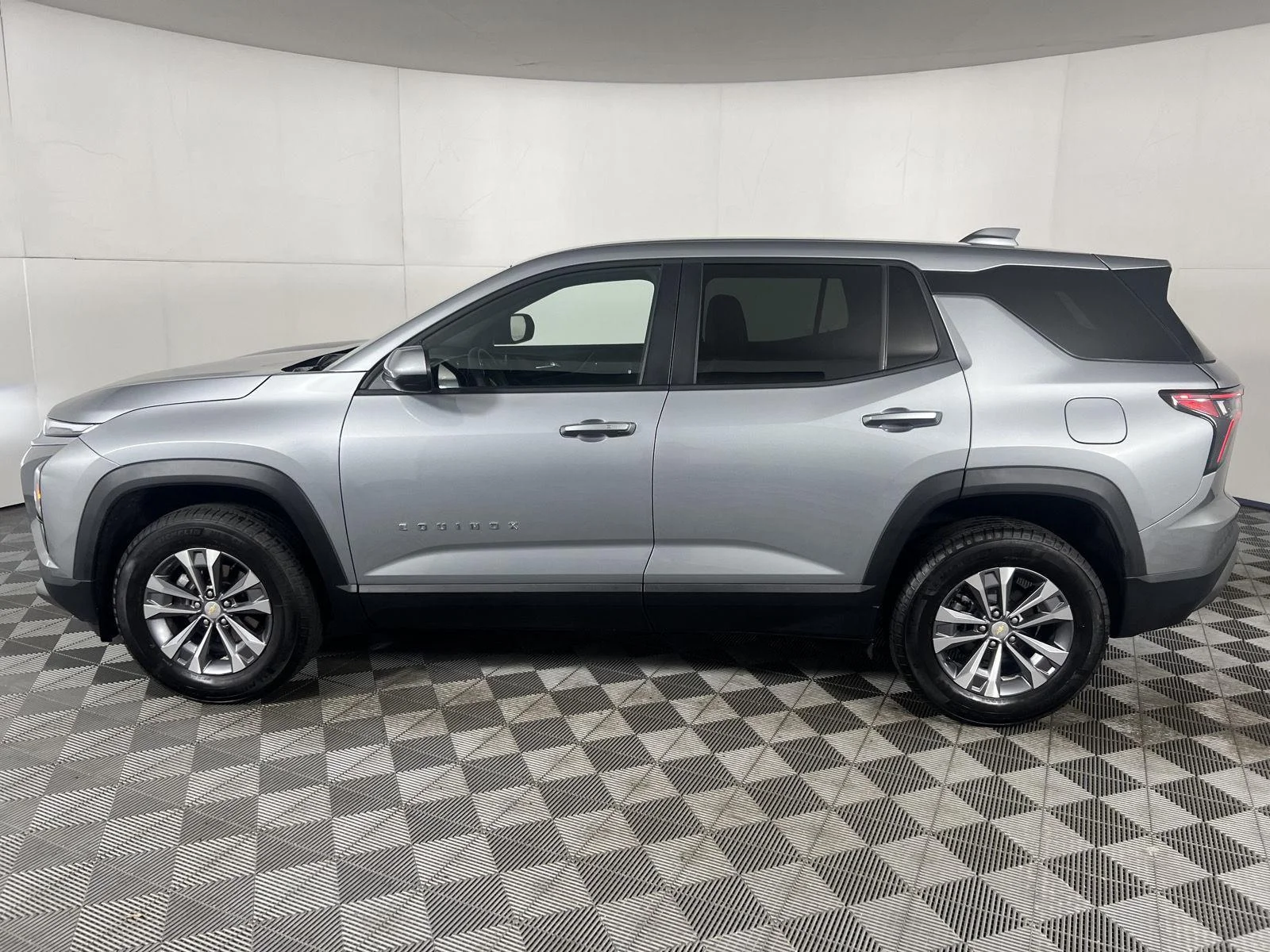 Used 2026 Sterling Gray Metallic Chevrolet AWD LT image 15