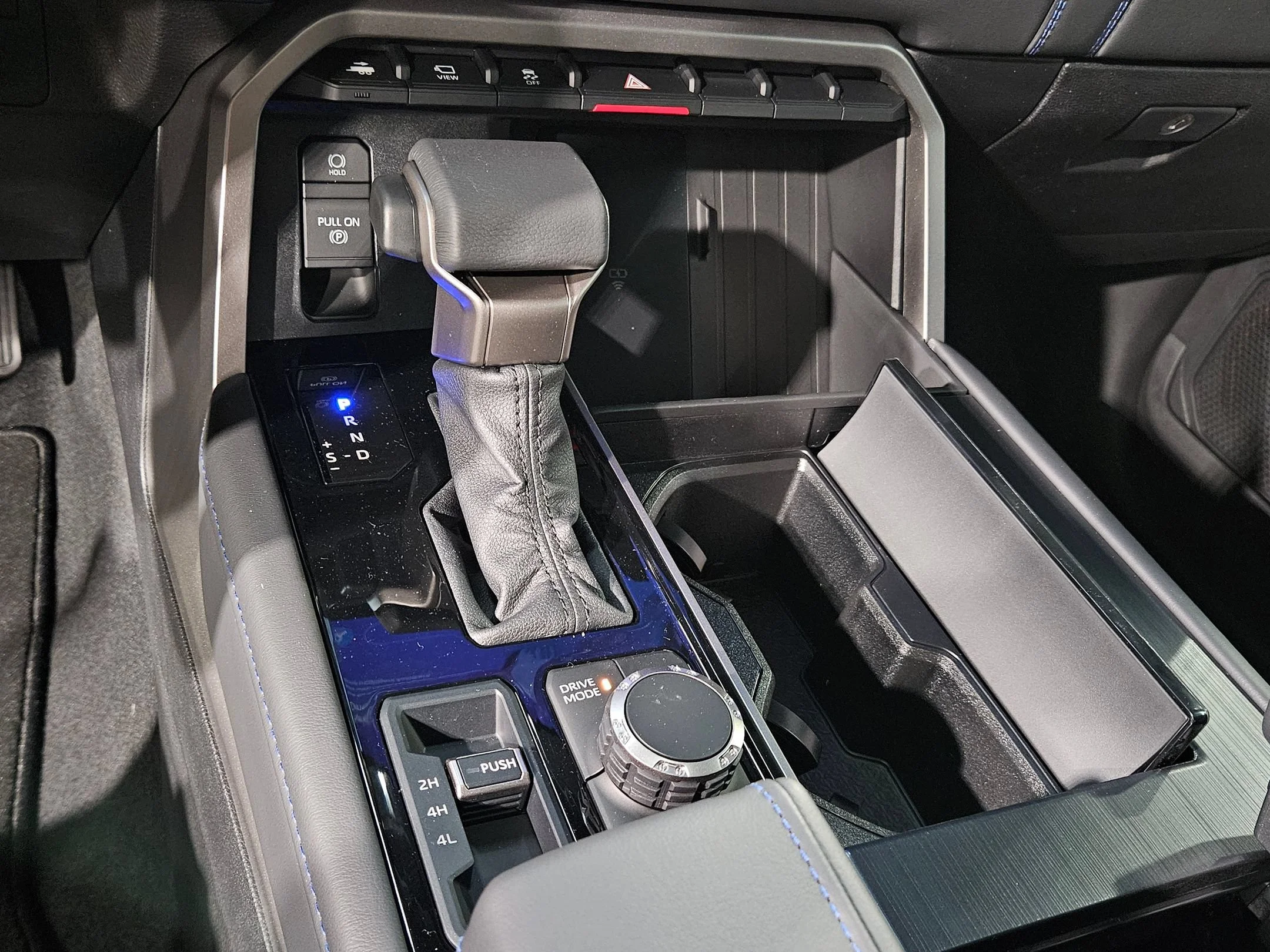 New 2026 Lunar Rock Toyota Platinum image 19