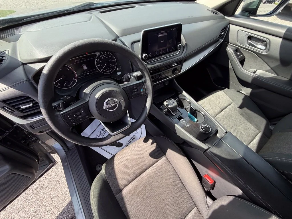 Used 2024 Gray Nissan SV image 13
