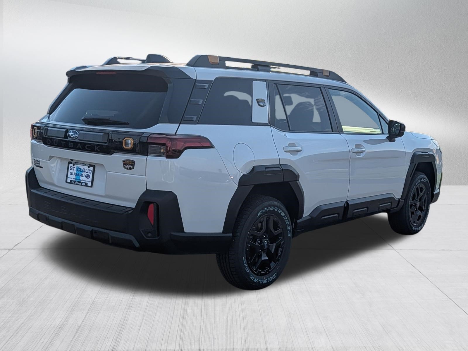 New 2026 CRYSTAL WHITE PEARL Subaru Wilderness image 4