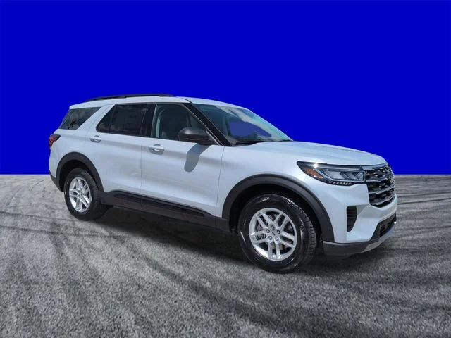 New 2026 Space White Metallic Ford Active image 2