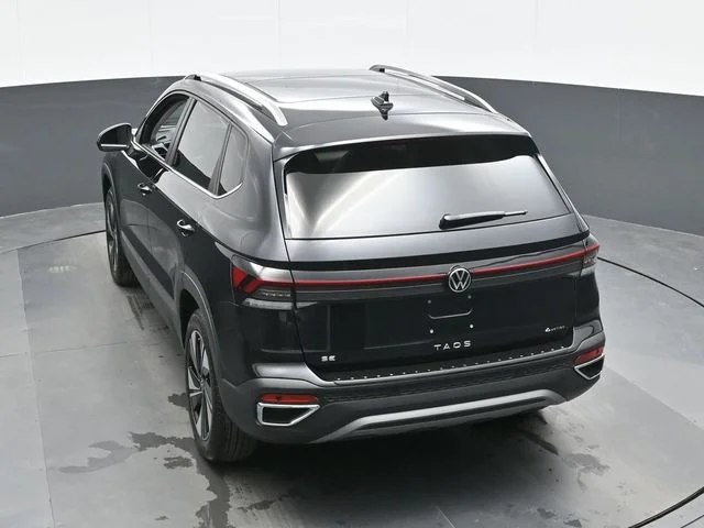 New 2026 Black Volkswagen 1.5T SE image 10