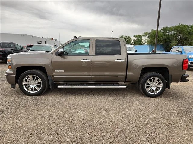 Used 2014 Brown Chevrolet High Country 4x4 Crew Cab 5.75 ft. box 143.5 in. W image 2