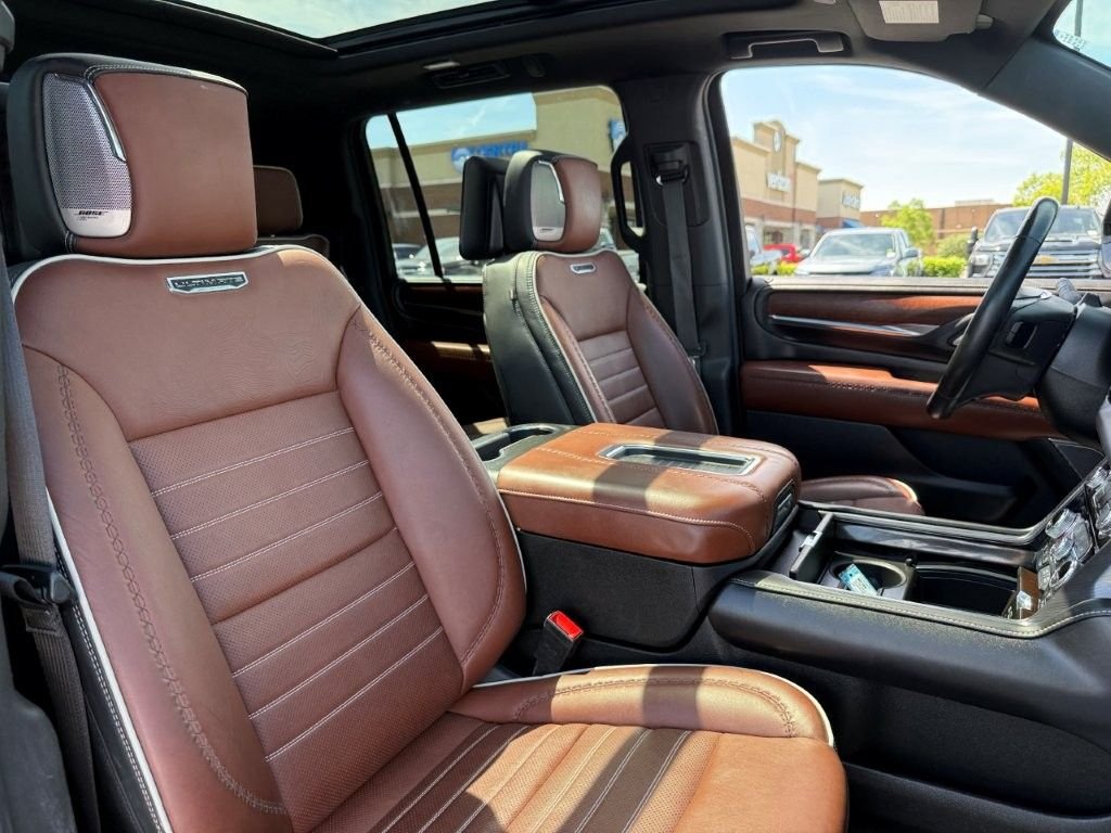 Used 2024 Black GMC Denali Ultimate image 27