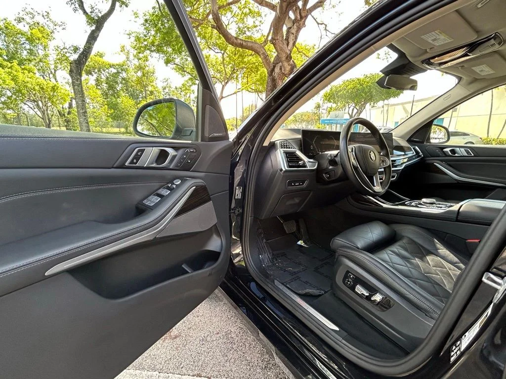 Certified Used 2025 Black BMW xDrive40i image 15