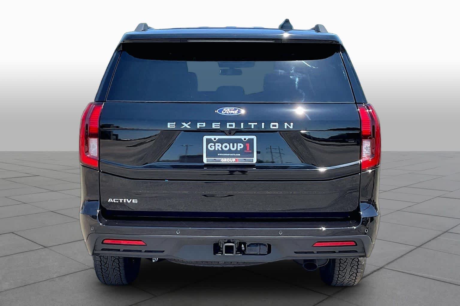 New 2026 Agate Black Metallic Ford Active image 4