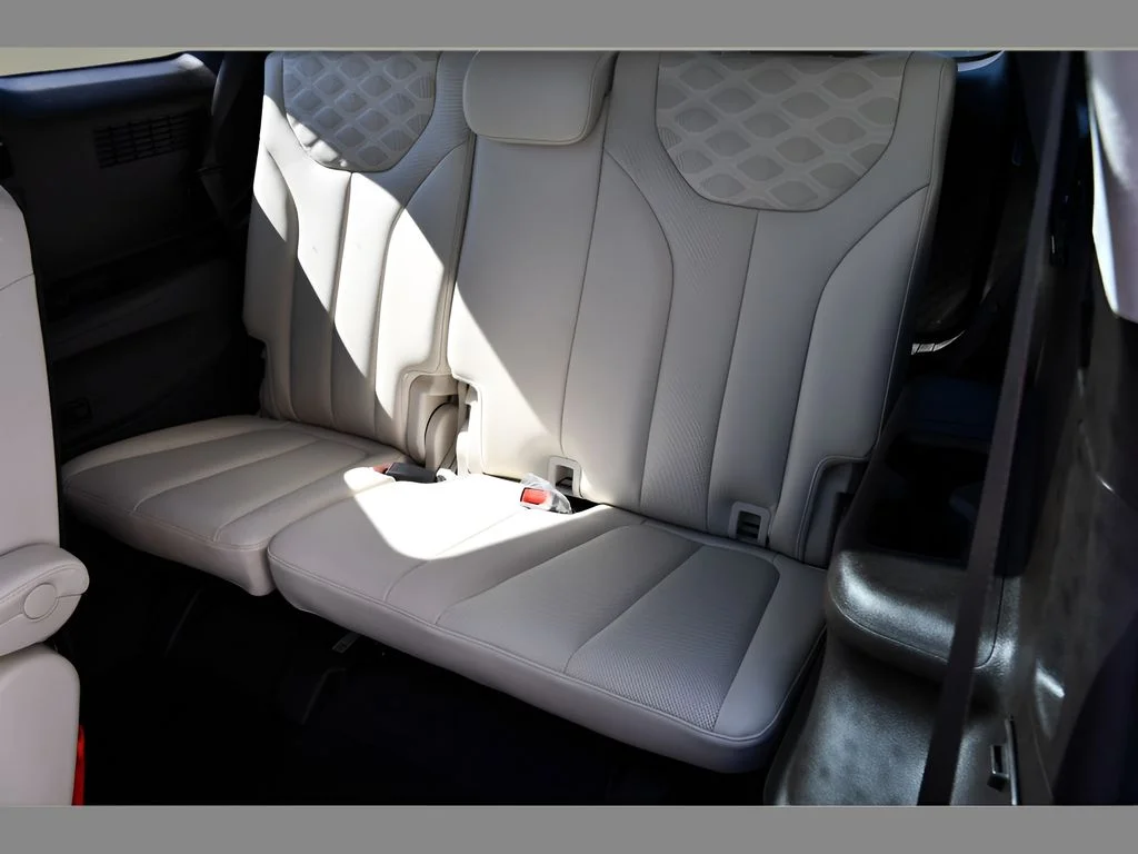 Used 2020 Hyper White Hyundai Limited image 17