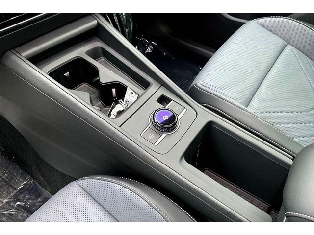 New 2026 Deep Black Pearl Volkswagen 2.0T SE R-Line Black image 17