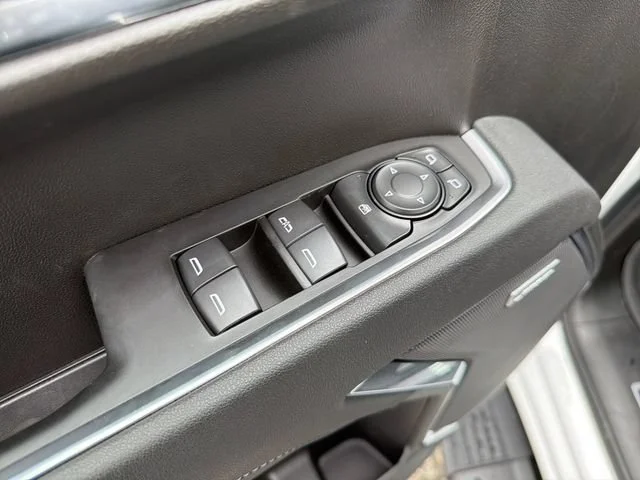 New 2026 Summit White GMC Elevation image 17