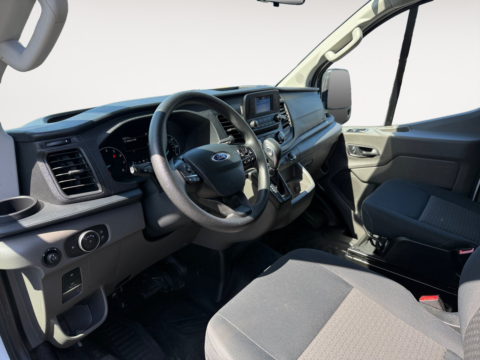 Used 2025 Oxford White Ford Base image 15