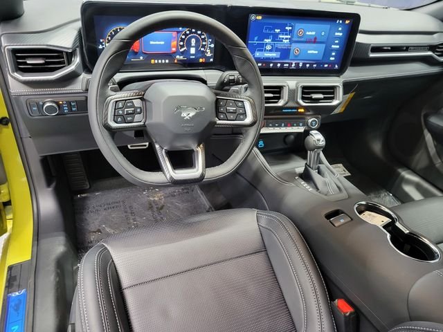 2025 Ford Mustang GT Premium Convertible - Photo 28