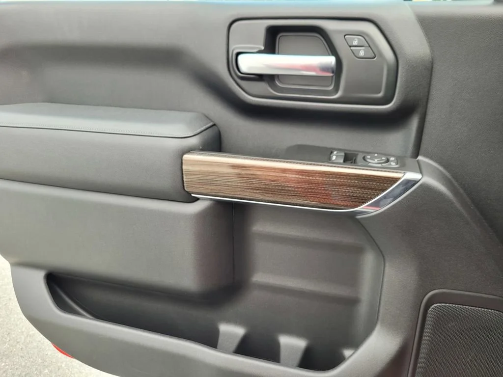 2025 Chevrolet Silverado 3500HD LT - Photo 27