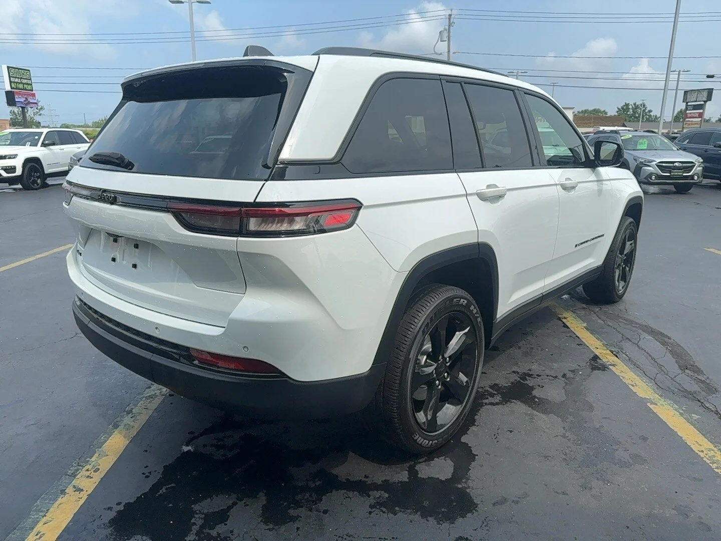 Used 2024 Bright White Clearcoat Jeep Altitude X image 5