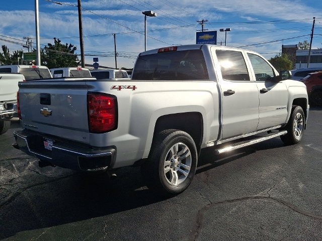 Used 2014 SILVER ICE METALLIC Chevrolet LT image 7
