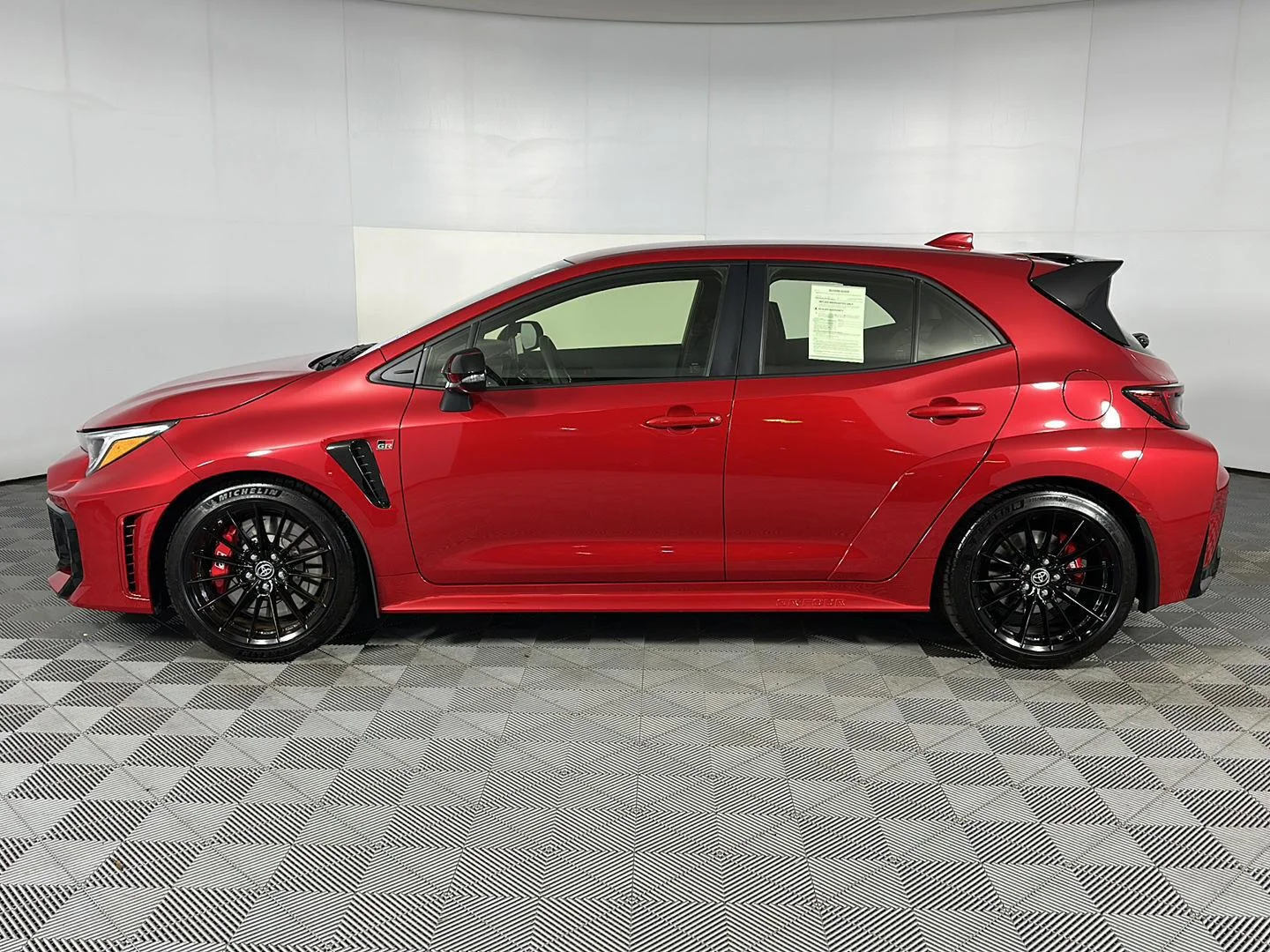 Used 2025 Supersonic Red Toyota Premium image 5