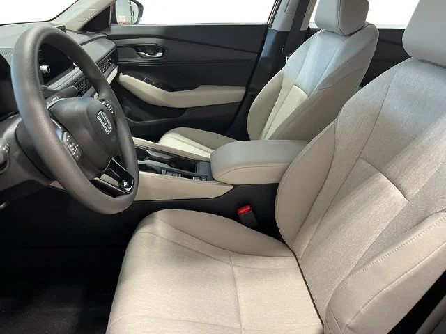 New 2026 Platinum White Pearl Honda LX image 13