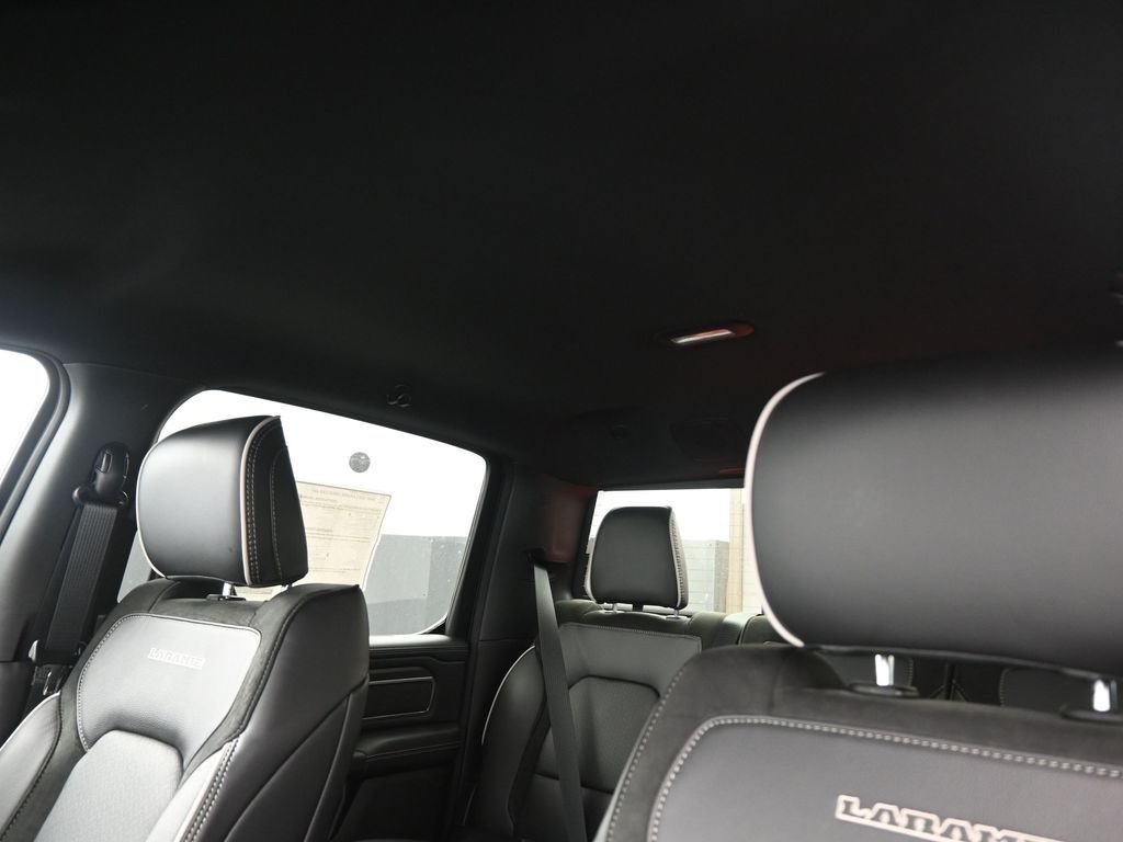 New 2026 Molten Red Pearl-Coat Exterior Paint RAM Laramie image 12