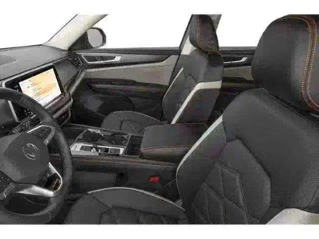 New 2026 Pure Gray Volkswagen 2.0T Peak Edition image 6