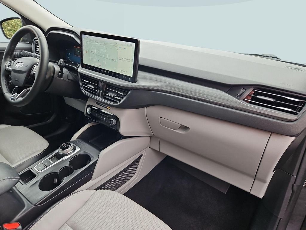2023 Ford Escape Platinum - Photo 29